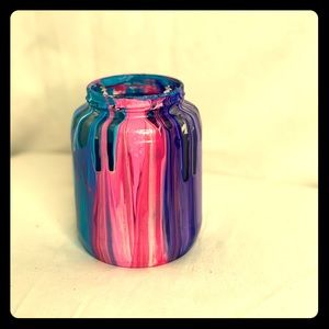 Jar for putting pens or kitchen tool in